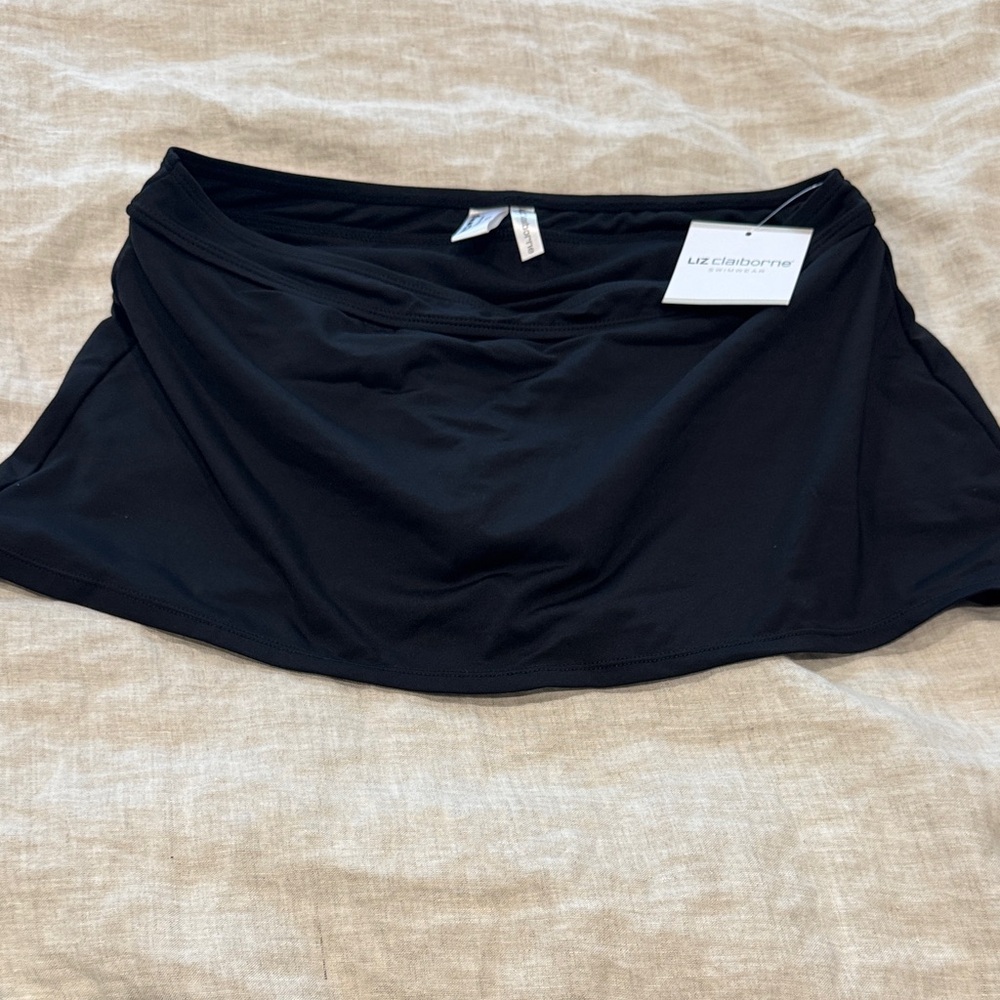 Liz Claiborne Black Women's Swim Skirt- S